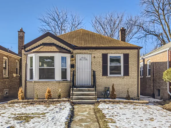 14206 S Eggleston Ave, Riverdale, IL 60827