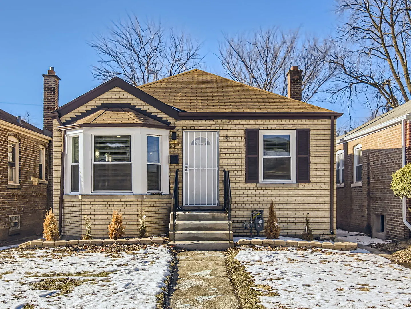 14206 S Eggleston Ave photo 1