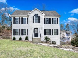 19 Clarke St, Derby, CT 06418