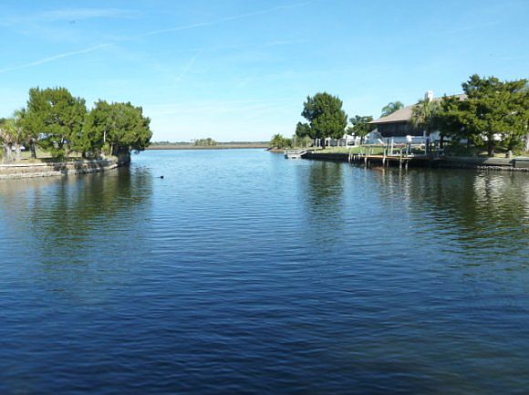 2nd image of 11965 W Bayshore Dr