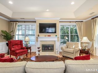 16 Franklin Ct #16, Newtown, CT 06470