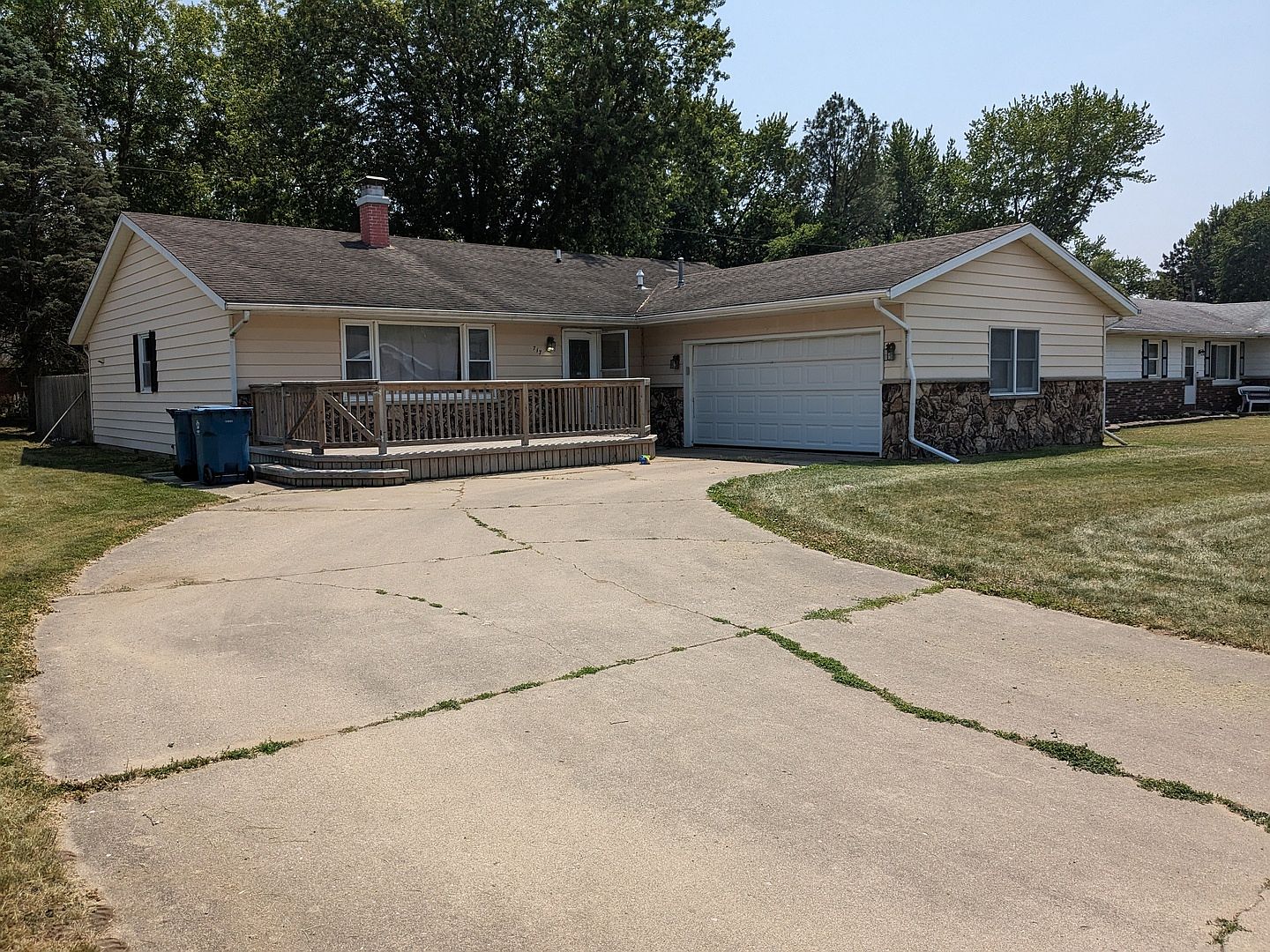 717 E Ash St, Watseka, IL 60970 MLS 11803478 Zillow