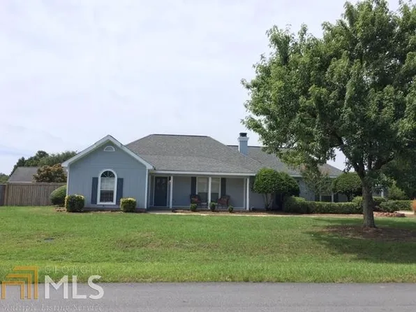 219 Sleepy Ln, Warner Robins, GA 31088