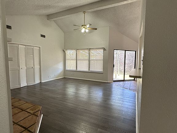 2nd image of 5318 Crossvalley Dr