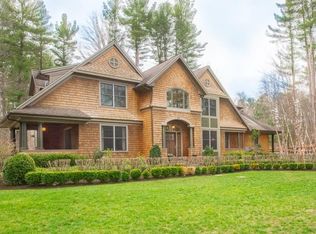 97 Cedar St, Wenham, MA 01984