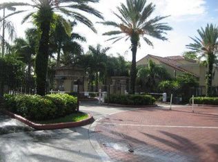 9757 NW 48th Ter, Doral, FL 33178