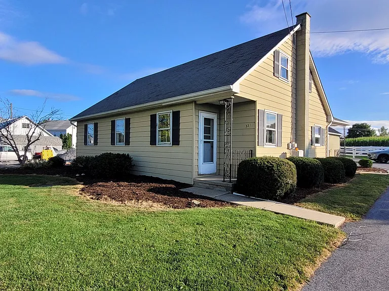 331 Newport Rd — Photo 37