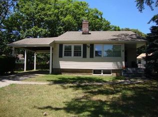 2 Tree Rd, Centereach, NY 11720