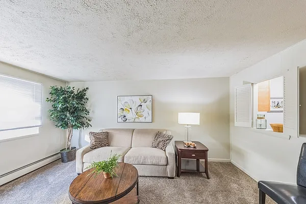 Chamberlain I & II Apartments — Photo 46