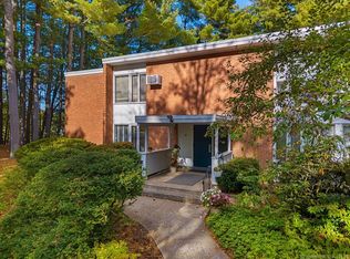 44 N Lake Dr APT A1, Hamden, CT 06517