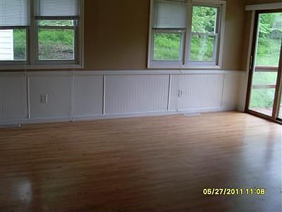 5th image of 808 Pinewood Ave