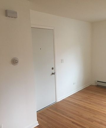 2nd image of 327 Wisconsin Ave APT 4B
