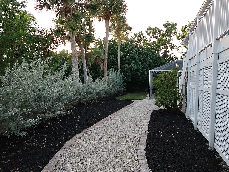 Southside Path to Lanai & Stairs to Entrance