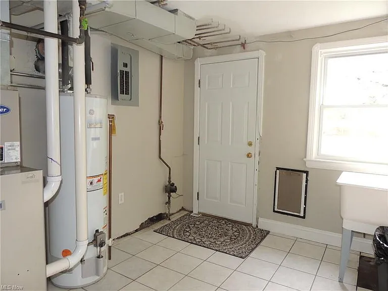 7366 Parma Park Blvd — Photo 20
