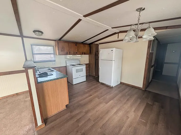 2060 Winston Rd #22 — Photo 3