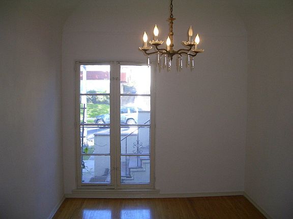 5th image of 870 S Lucerne Blvd