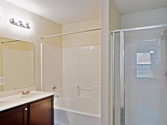 5th image of 3300 Westview Dr