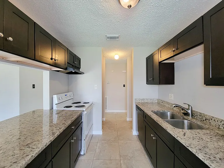 8530 Quail Burg Ln — Photo 13