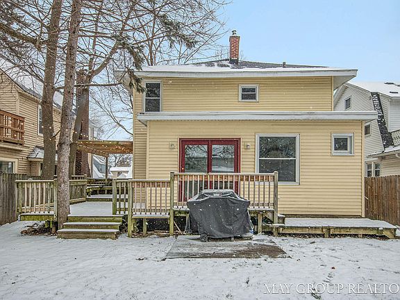 2nd image of 1117 Calvin Ave SE