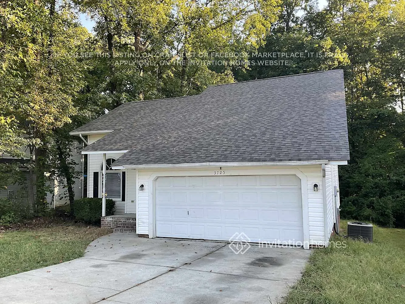3725 Oakwood Rd Charlotte, NC 28269 — Photo 2