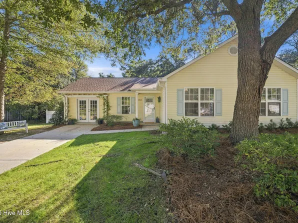 305 Hedingham Lane, Wilmington, NC 28412