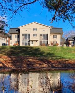 41 W Summit St APT 51, South Hadley, MA, 01075