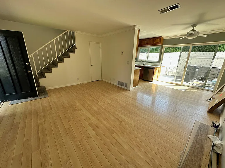 El Arroyo Dr — Photo 19