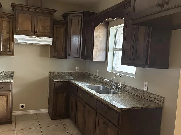 6713 Garden Woods Ave #B — Photo 15