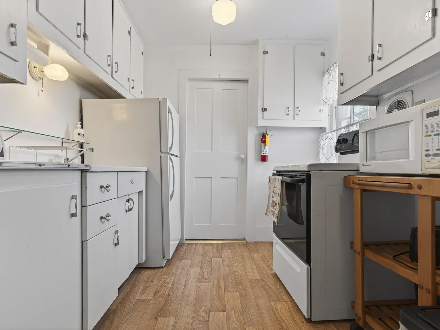 88 W Main St — Photo 3