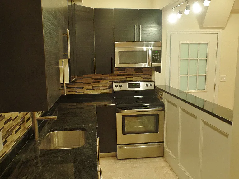 1803 Beacon St #4 — Photo 1