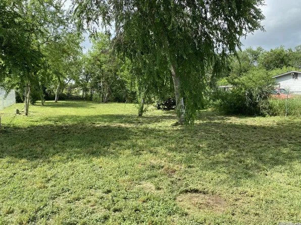 1405 W Springer LOT 13, Beeville, TX 78102