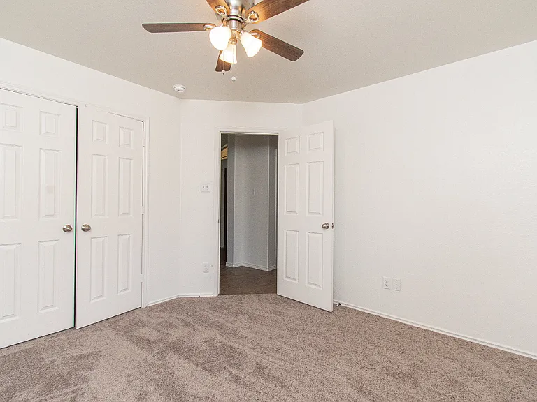 7003 Osbaldo Dr — Photo 17