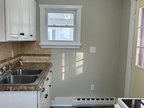 815 Hannibal St APT 1-2