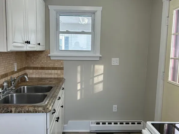 815 Hannibal St APT 1-2, Fulton, NY 13069