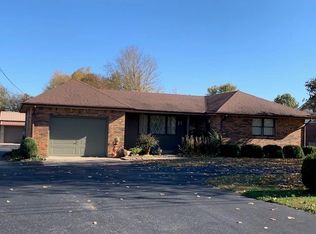 950 Brown Rd, Madisonville, KY 42431