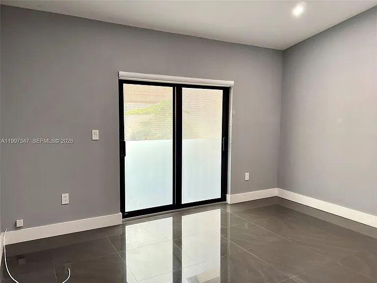 9331 NW 48th Doral Ter #0 — Photo 37