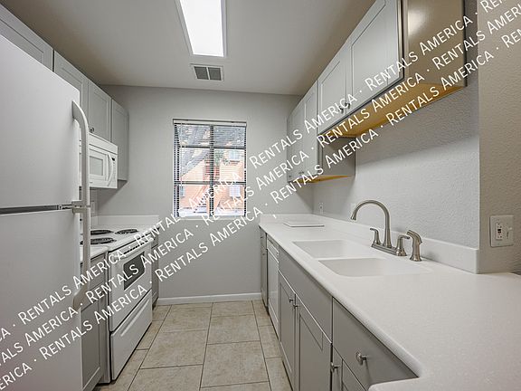 2nd image of 747 S Extension Rd Unit 112