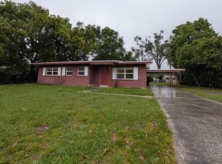 208 Oakwood Dr, Brooksville, FL 34601
