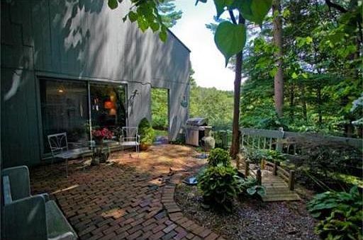1st image of 28 Trout Farm Ln