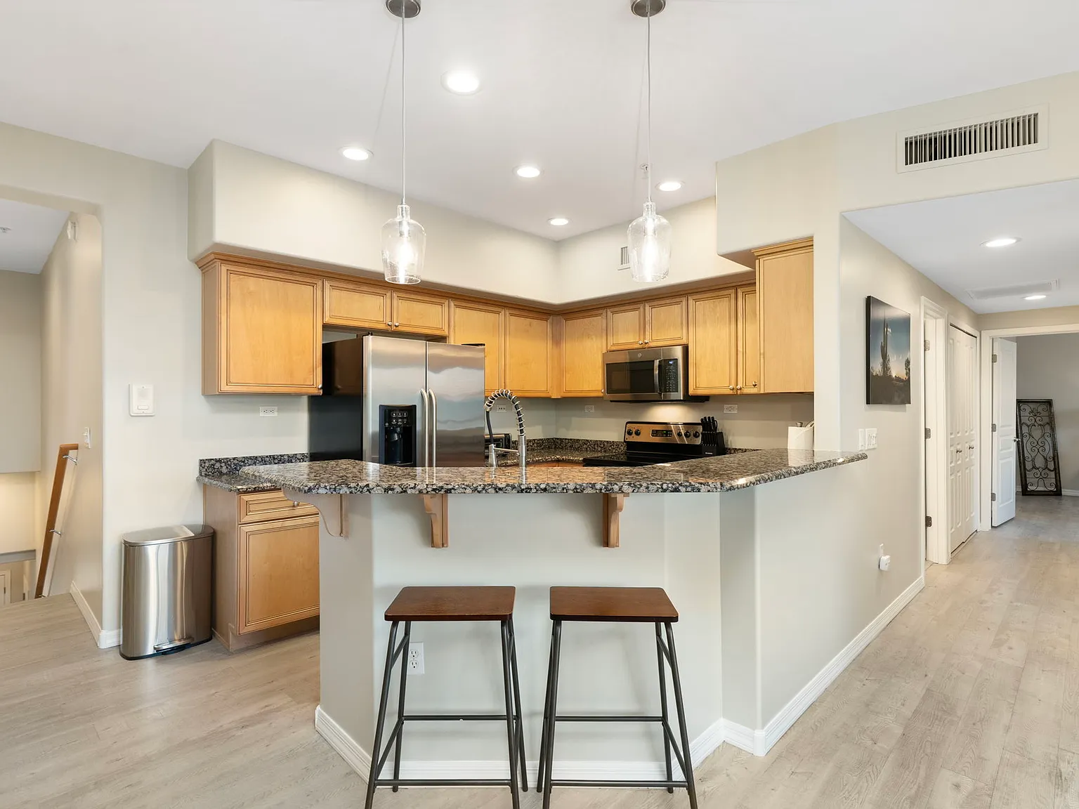 2 bed, 1238 sqft, $2,500 — Photo 4