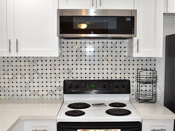 4th image of 9420 Sunrise Lakes Blvd APT 112