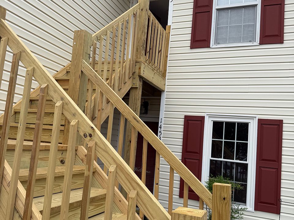 1st image of 1455 Olivewood Ct