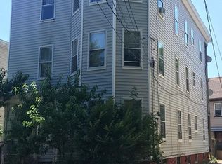 28 Nelson St, Lynn, MA 01905