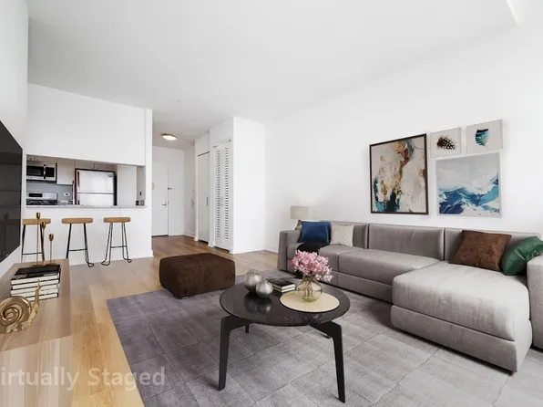 43-10 Crescent Street image 1 of 5