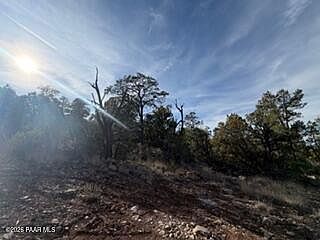 1st image of 11 N Moonshine Rd