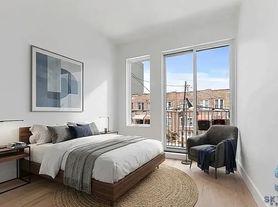 408 Hawthorne St, Brooklyn, NY