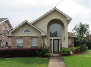 4401 Saint Mary St, Metairie, LA 70006