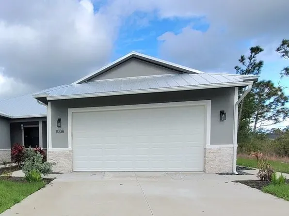 1038 San Cristobal Ave, Punta Gorda, FL 33983