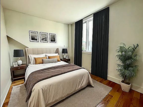 4th image of 620 Parkside Ave #1E