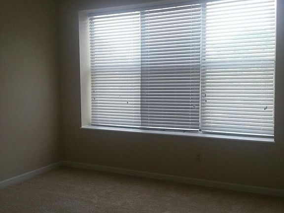 5th image of 5515 Pershing Ave